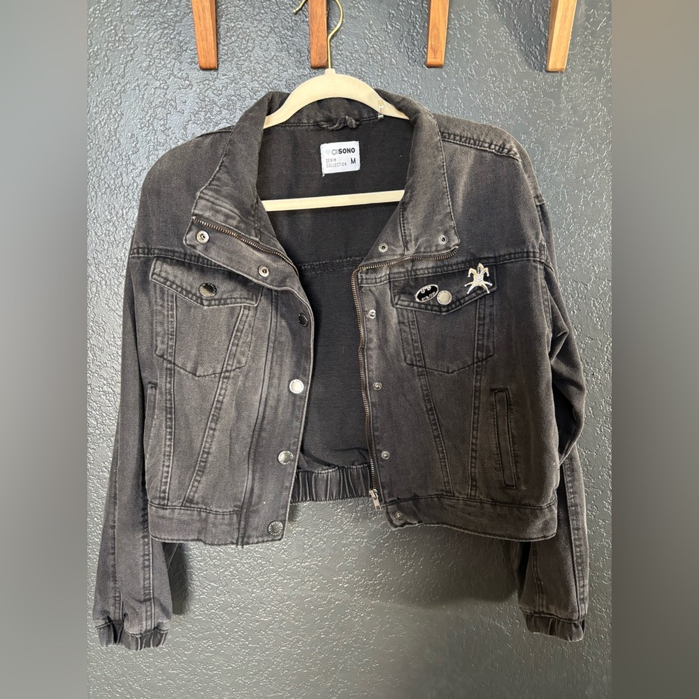 Custom Black Denim Jacket Catwoman - Picture 4 of 5